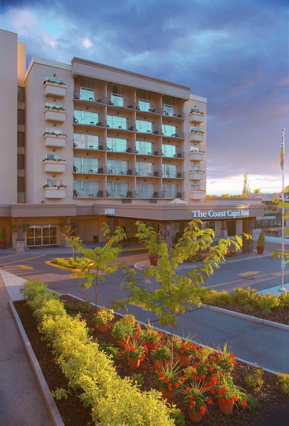 Coast Capri Hotel Келоуна Экстерьер фото